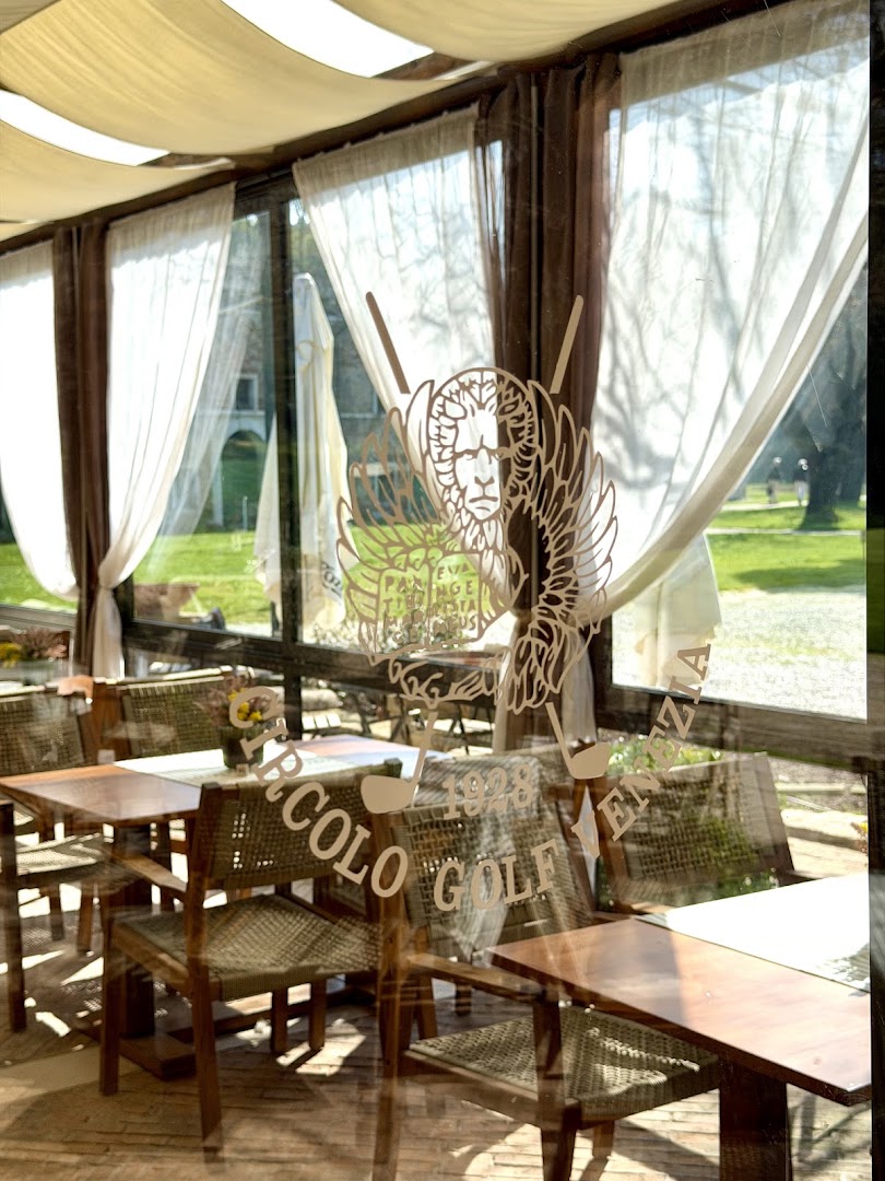 Golf Club 19 Hostaria