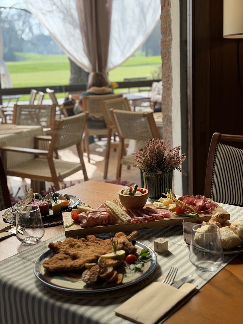 Golf Club 19 Hostaria