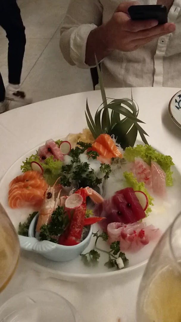 Gomi sushi restaurant