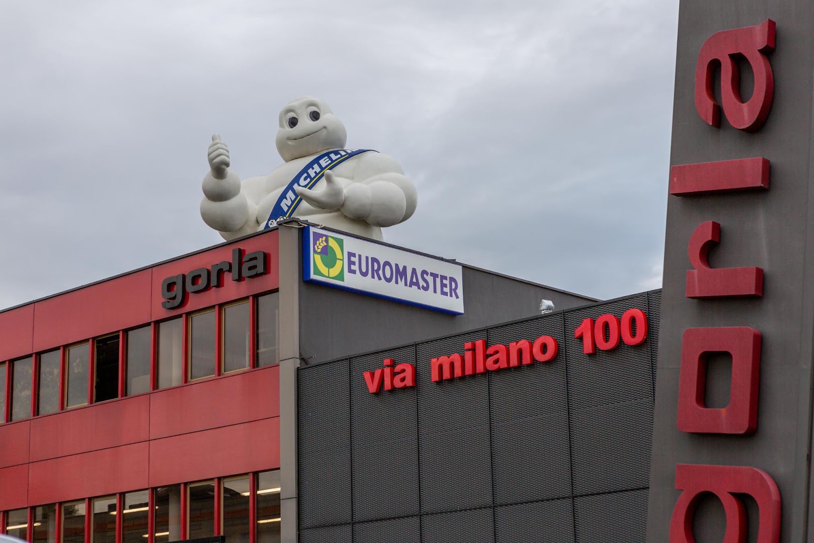 Gorla pneumatici, Cantù