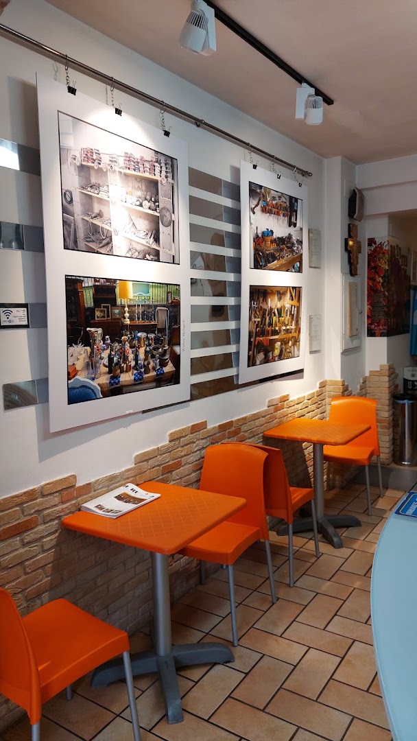 GOTHA café