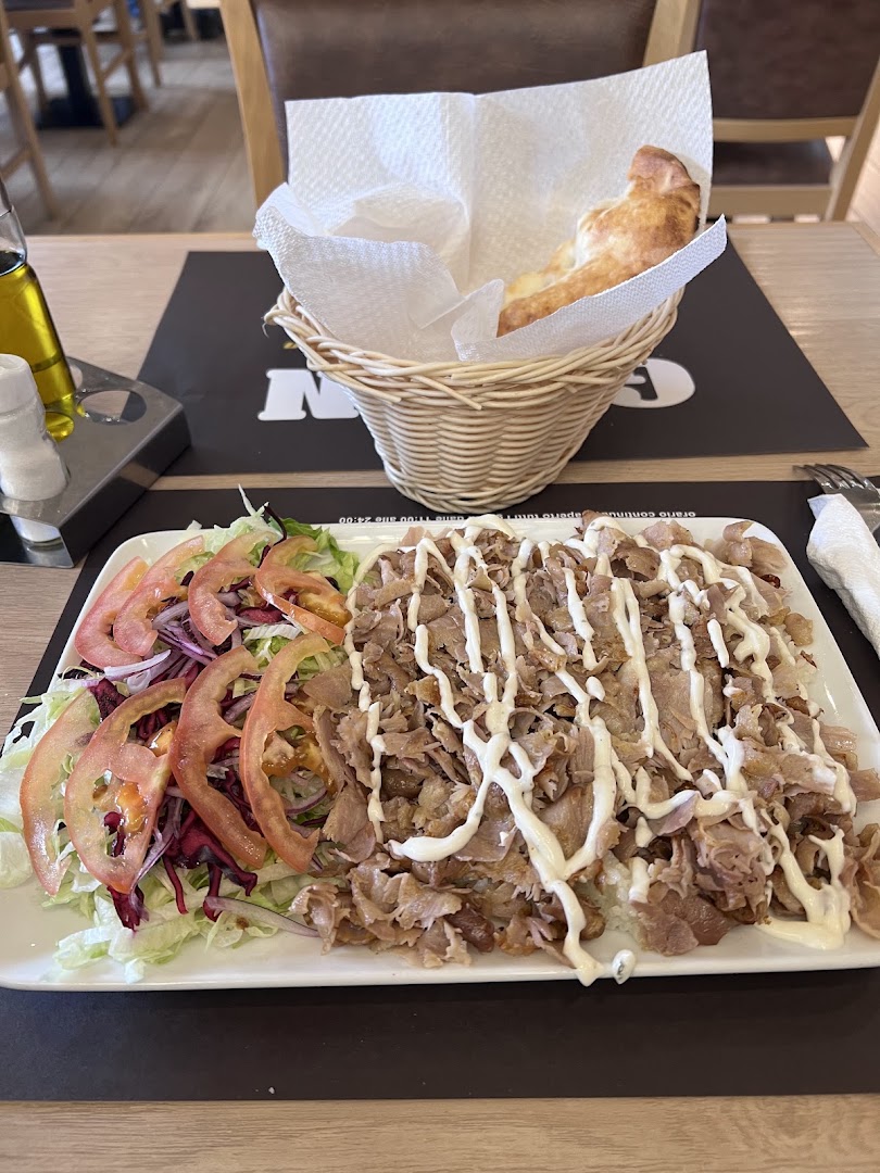 Gran Turkish - Kebap Pizza