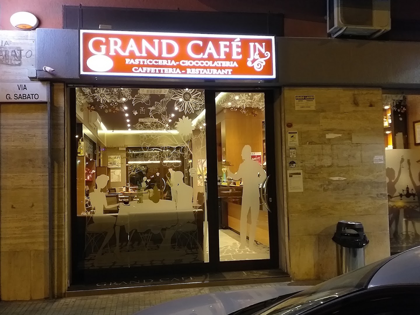Grand Cafe' New Concept