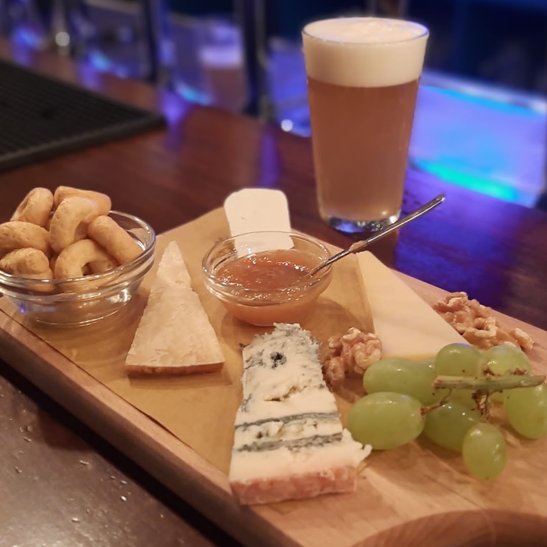 Grand Cru Taproom
