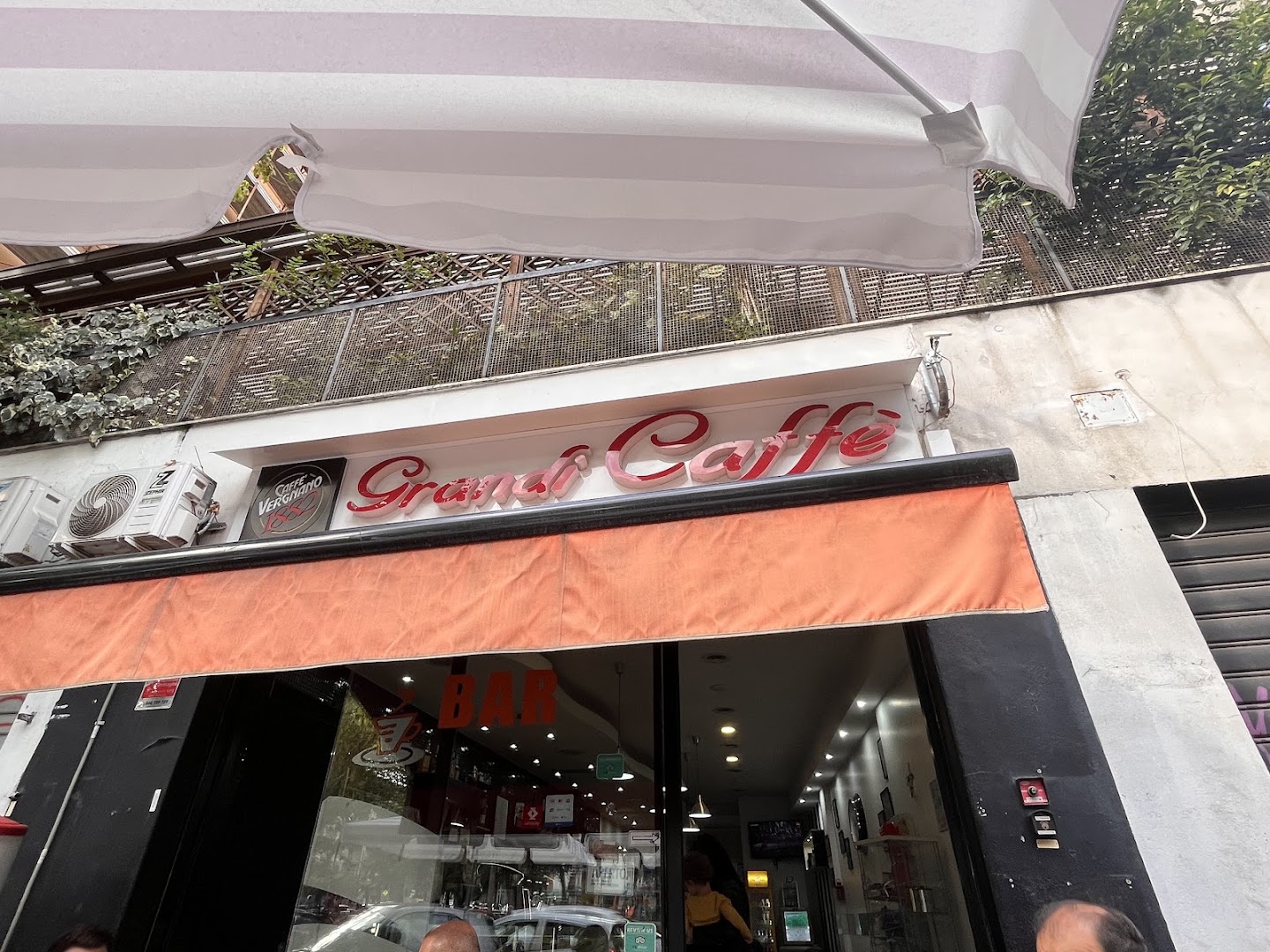 Grandi CAFFÉ