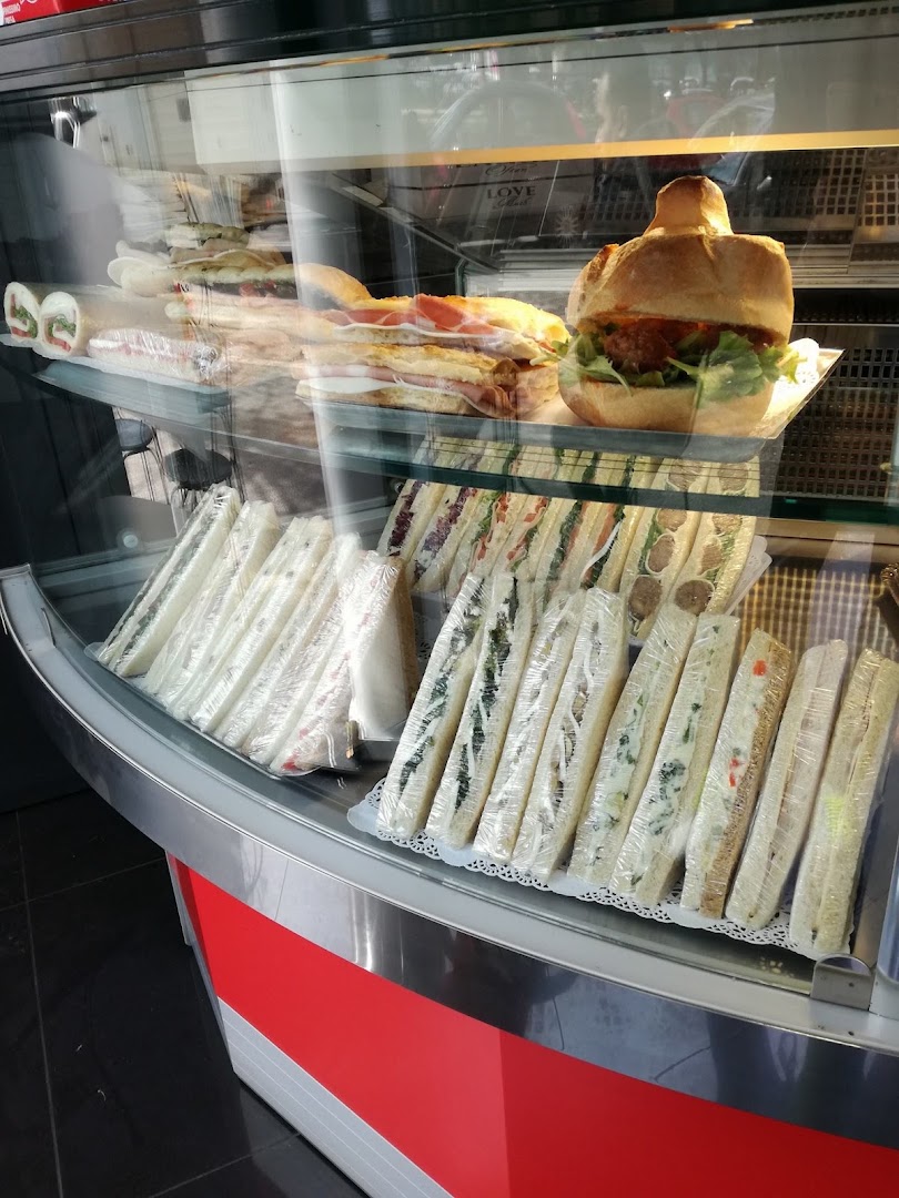 Grandi CAFFÉ