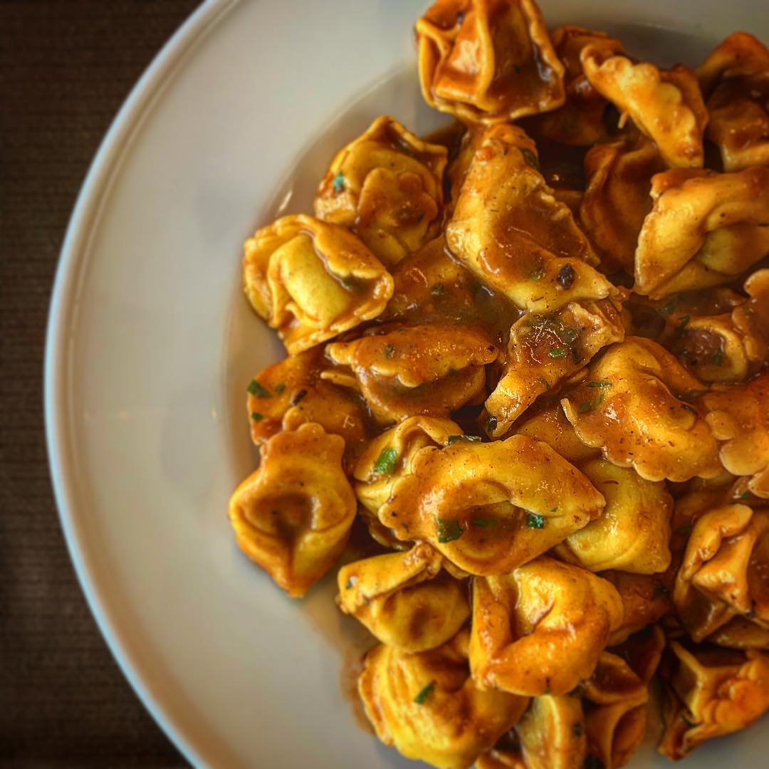 Green Mill - Pastry • Bistrot • Social Bar
