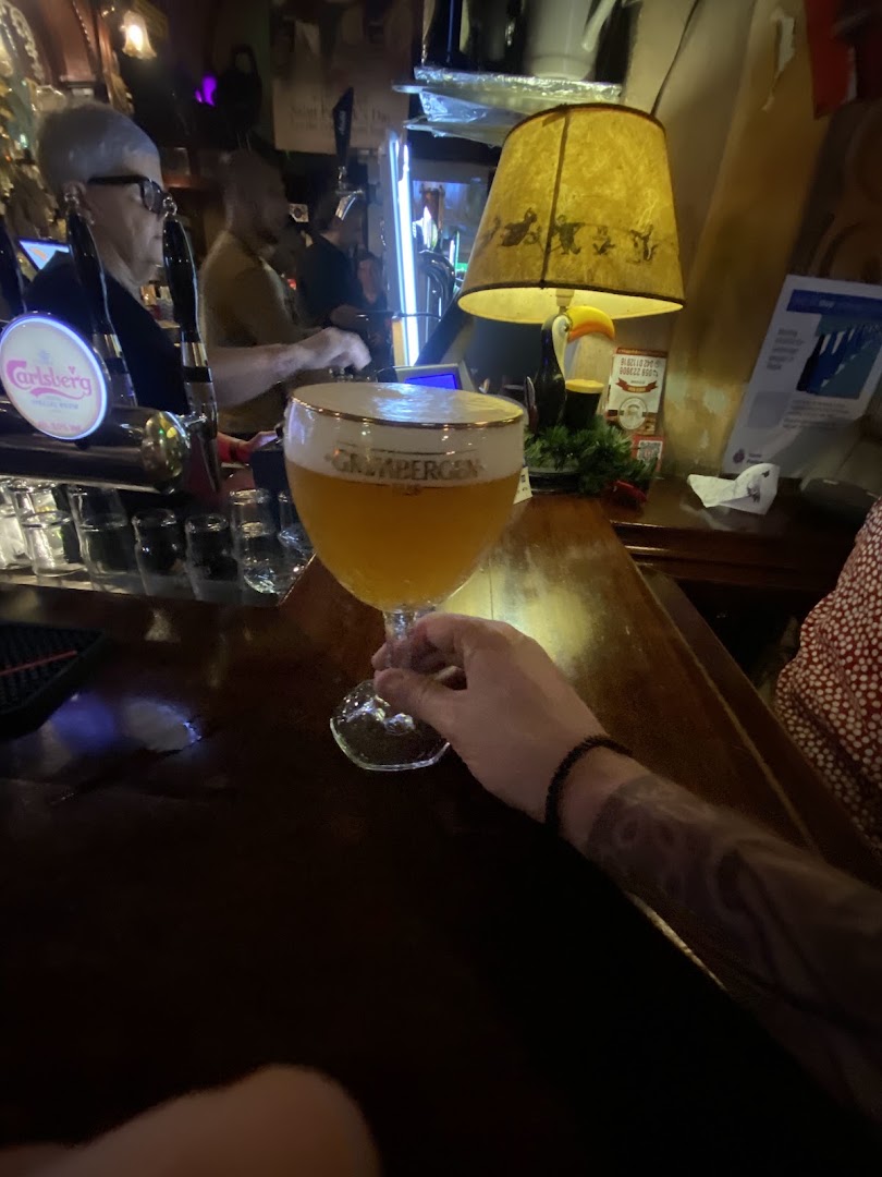 Griffin's Irish Pub