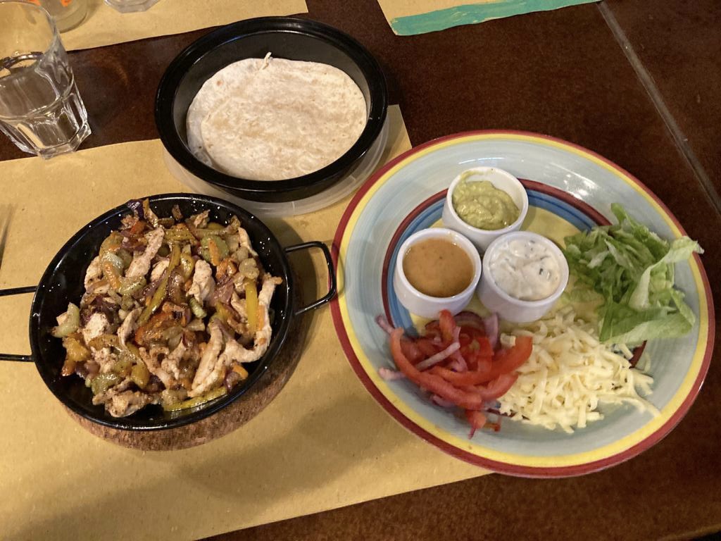 Griglieria Cucina Emiliana e Tex Mex Pinsa Le Quattro Lanterne