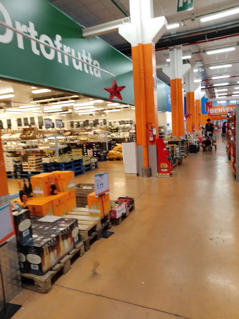 GrosMarket Sogegross Carasco