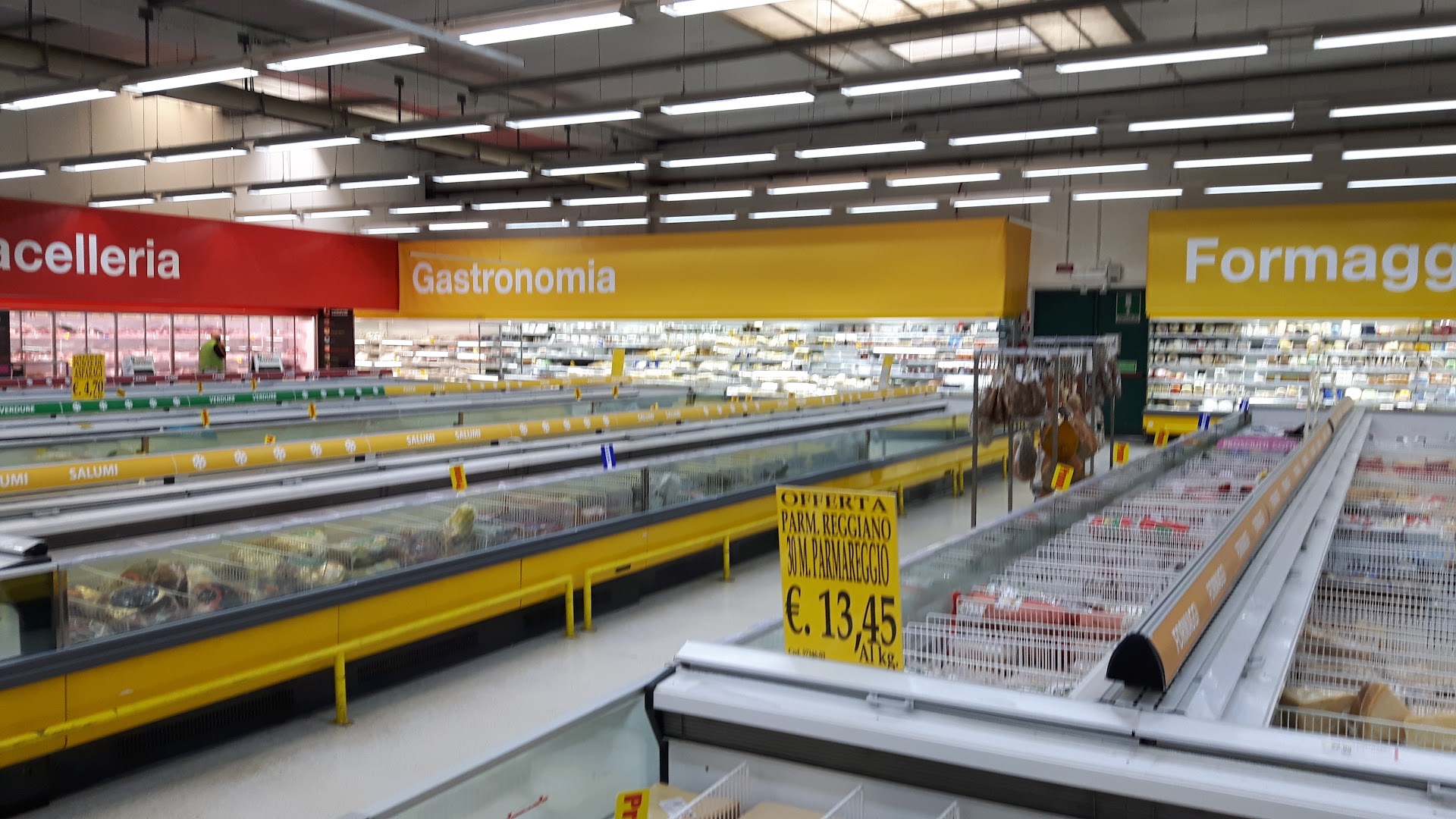 GrosMarket Sogegross Casale Monferrato