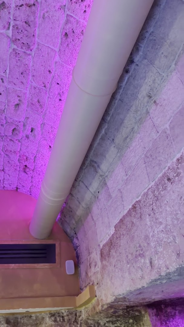 Grotta dei sogni wine bar