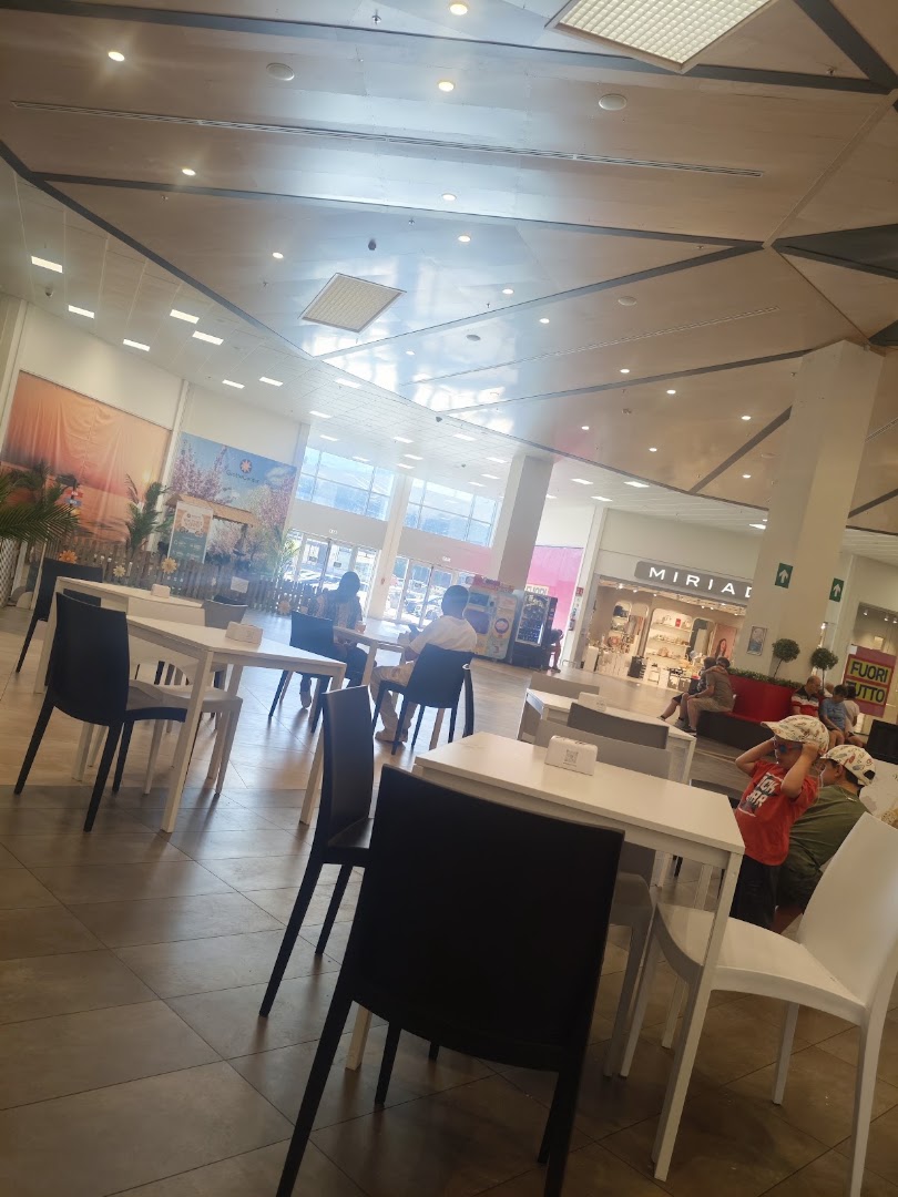 Grotte Center