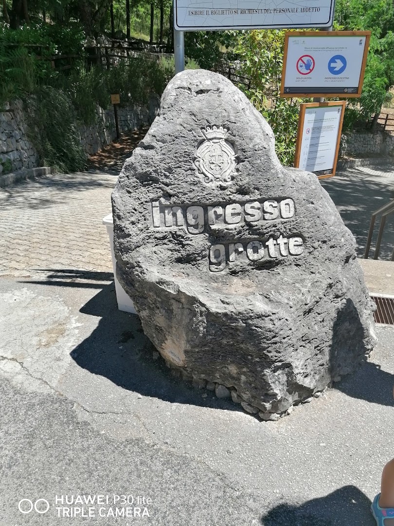 Grotte di Pastena