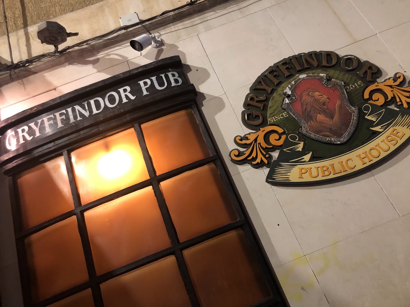 Gryffindor Public House, Biancavilla