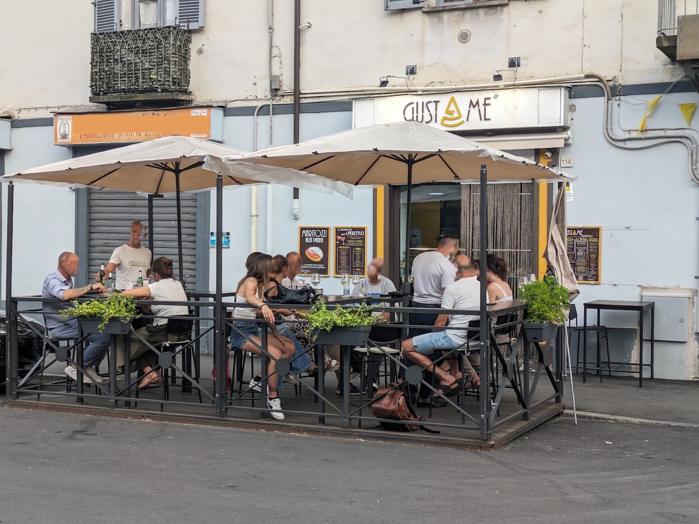 GustAmé - Pizza Bakery