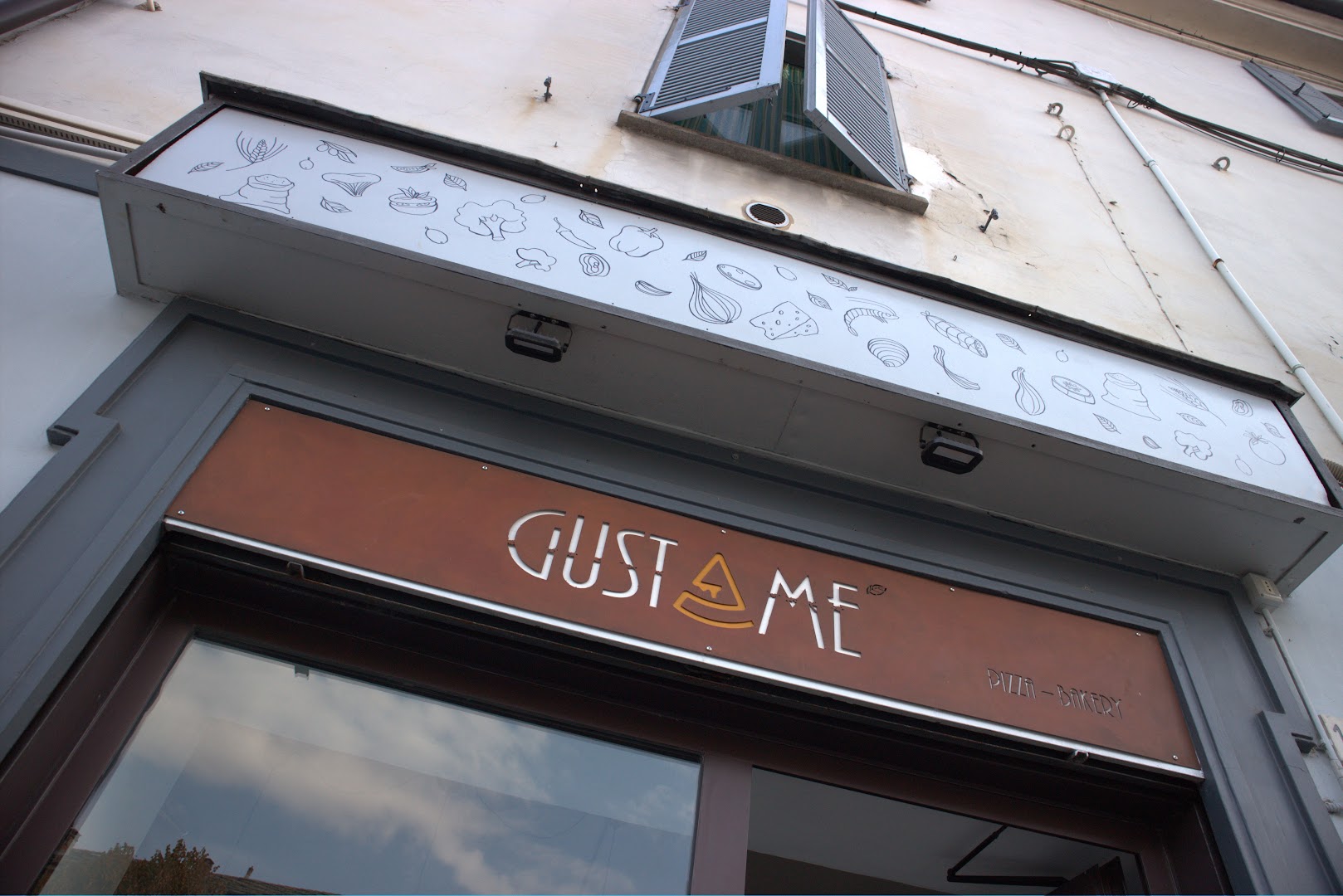 GustAmé - Pizza Bakery