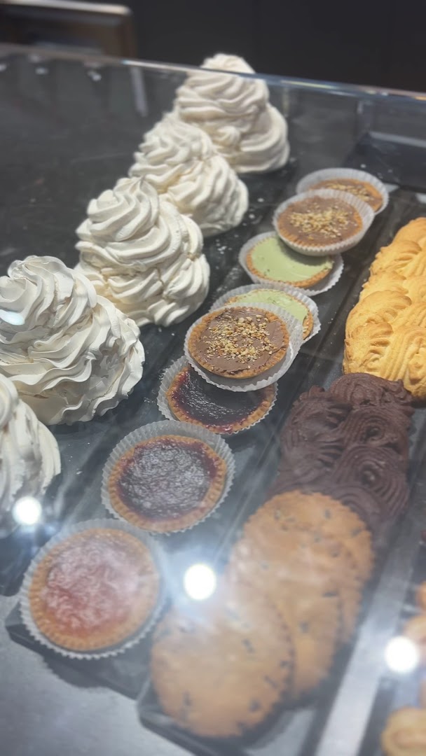 GustaMi Bakery (Piola)