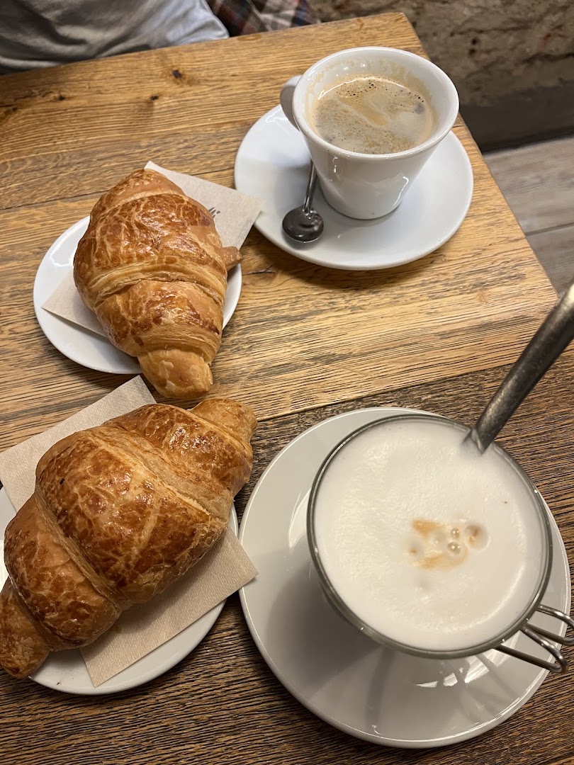 GustaMi Bakery (Sabotino)