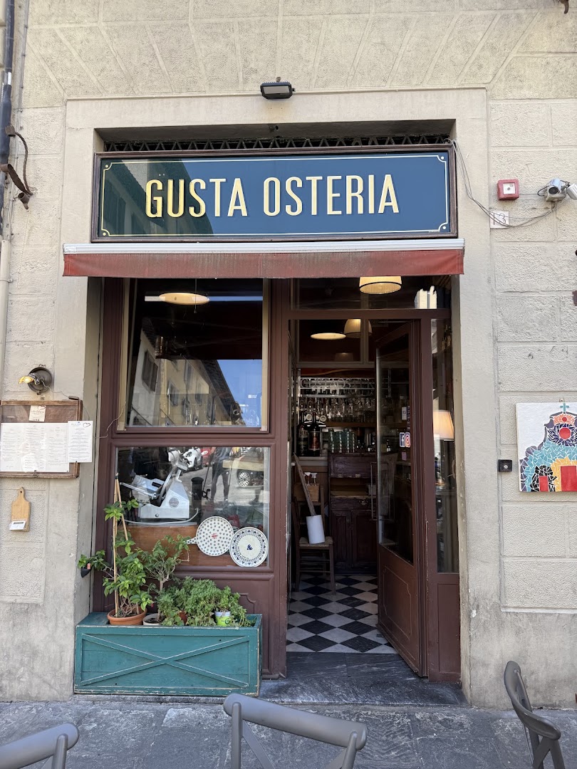 Gustaosteria, Firenze