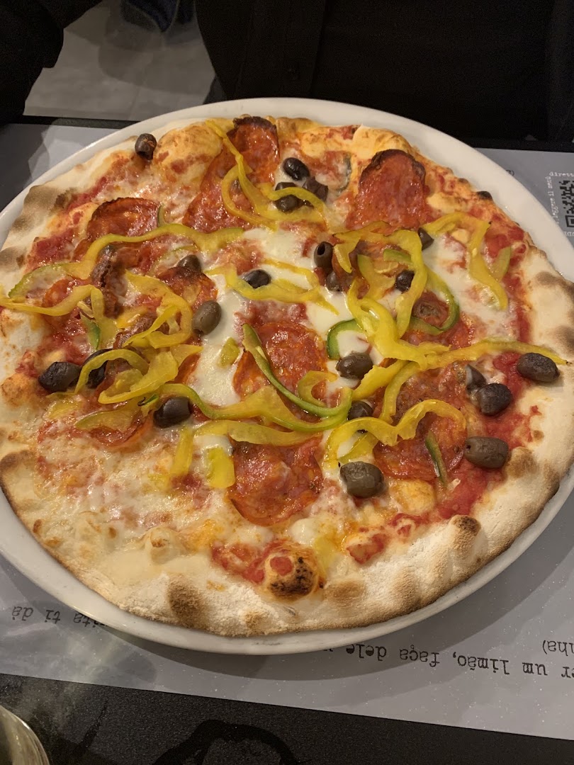 GUSTARIA pizzeria bar