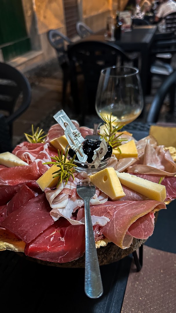 Gustavinho's, Sassari