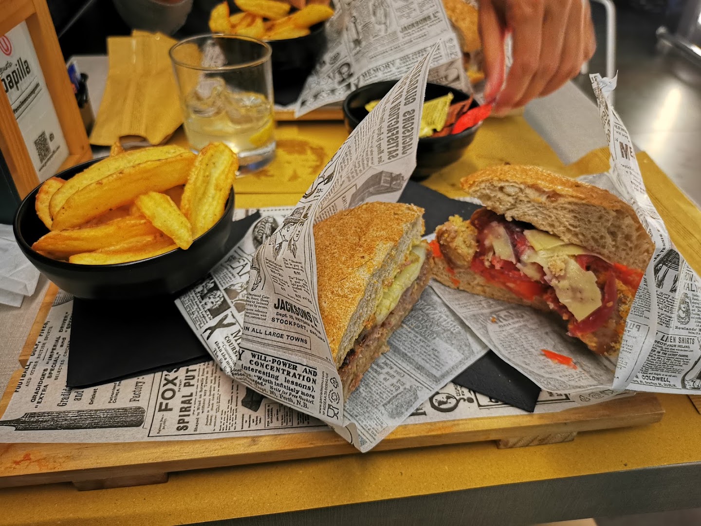 Gusto Papilla, Patti