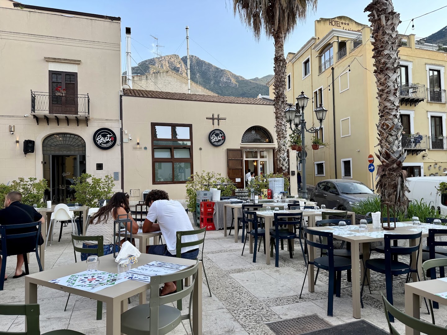 Gusto - Pizzeria Siculo Napoletana