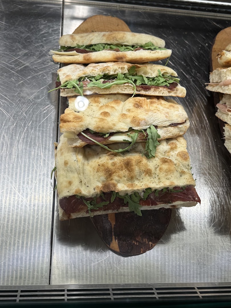 Gustosa Street Food