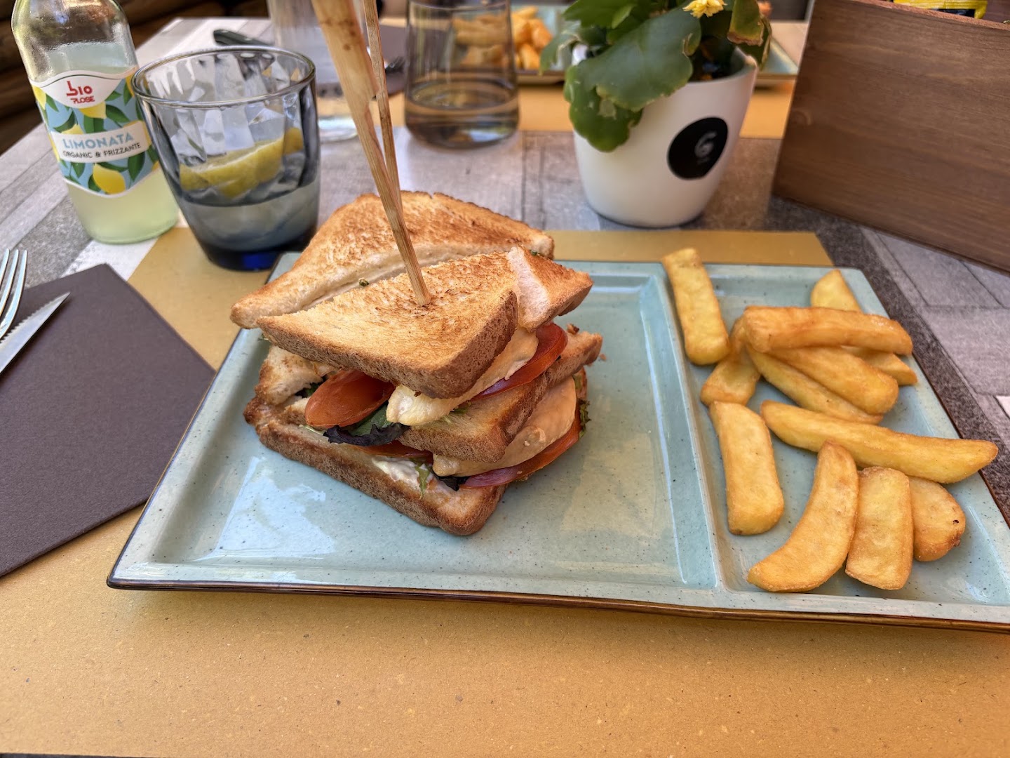 H2O bistrot Gardone