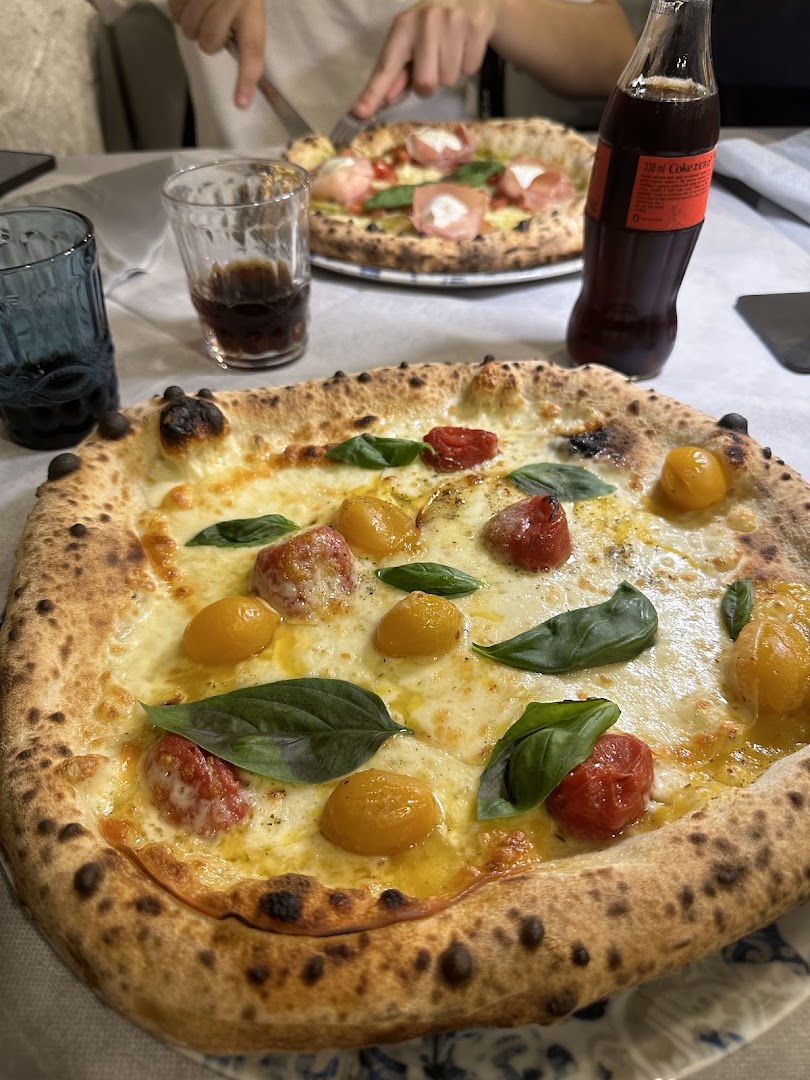 Habituè -Pizza Napoletana