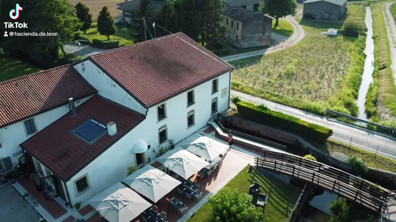 Hacienda De Leon