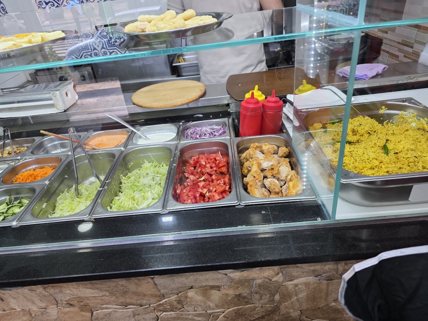 Halal Kebab & Pizza...caffe. Servizio a domicilio