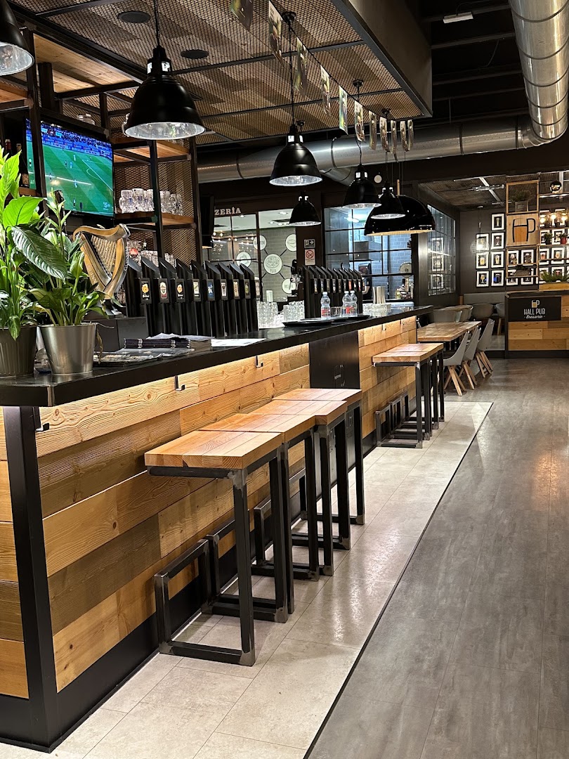 Hall Pub Brasserie - Crema