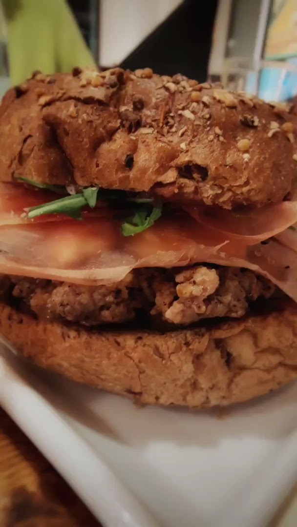 Hambù - Hamburgeria e Pinsa Romana a Lecco