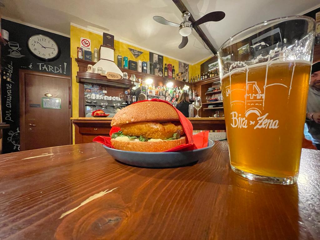 HAMBURGERIA BIRRERIA GARITTA BAR
