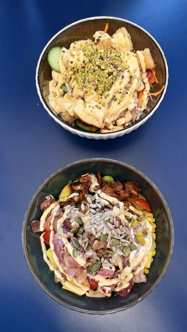 Hana | Poke Aperisushi Bari