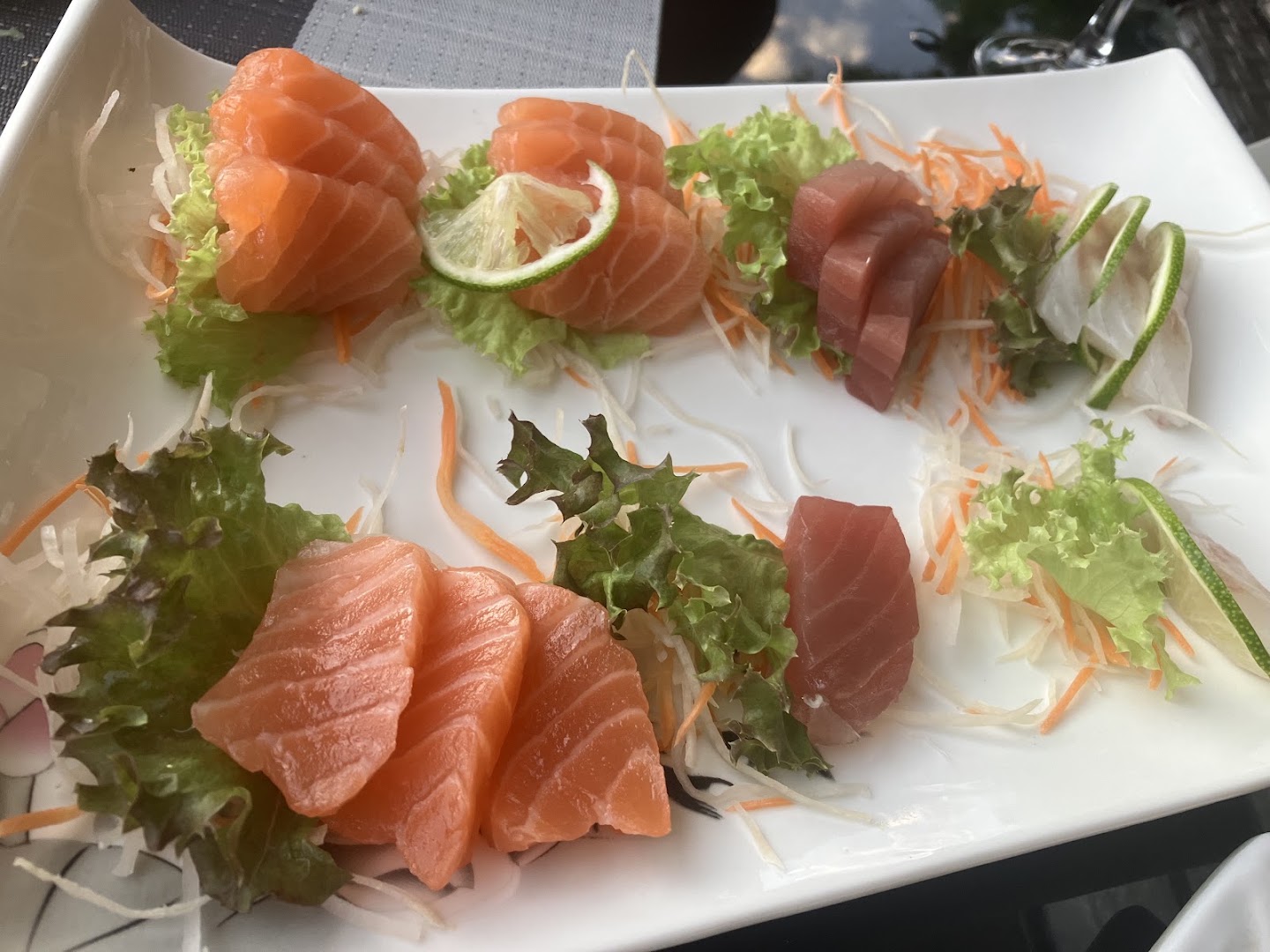 Hanami Sushi & Pizzeria ( Sushi Gao )