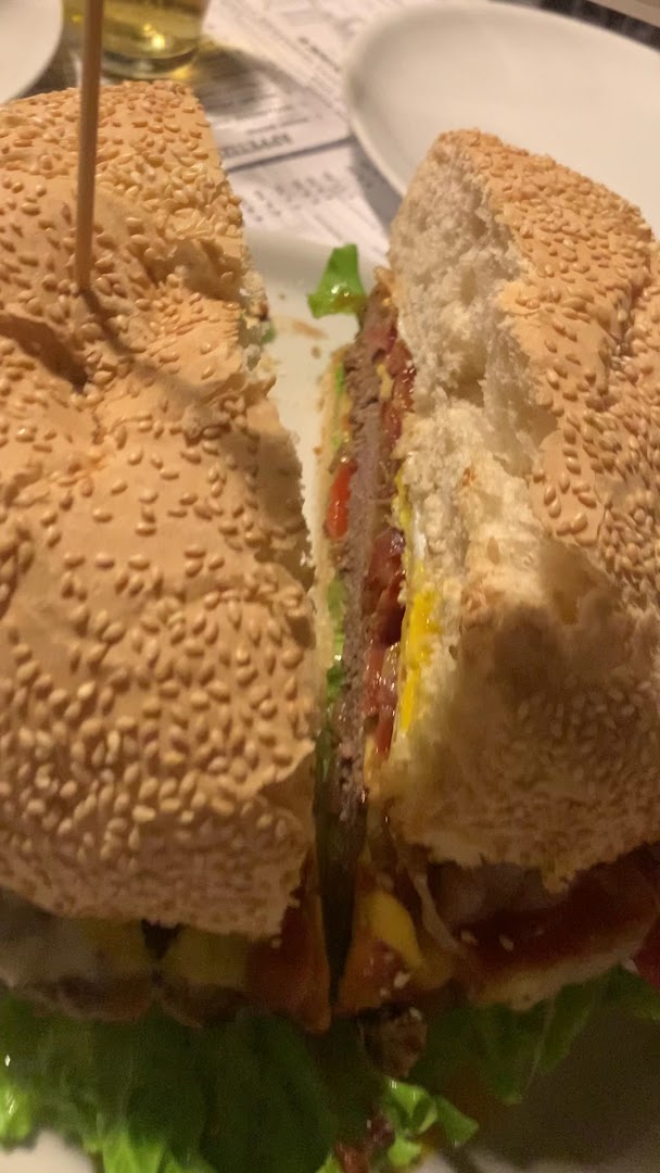 Hangar Burger