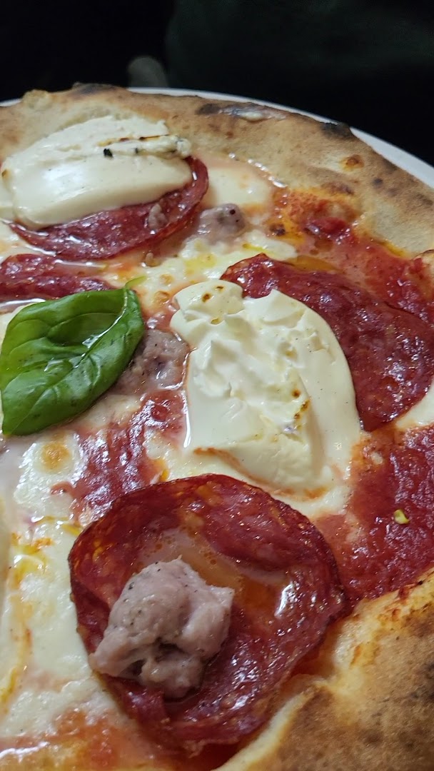 Hansel and Gretel Pizzeria Keb-Brasserie
