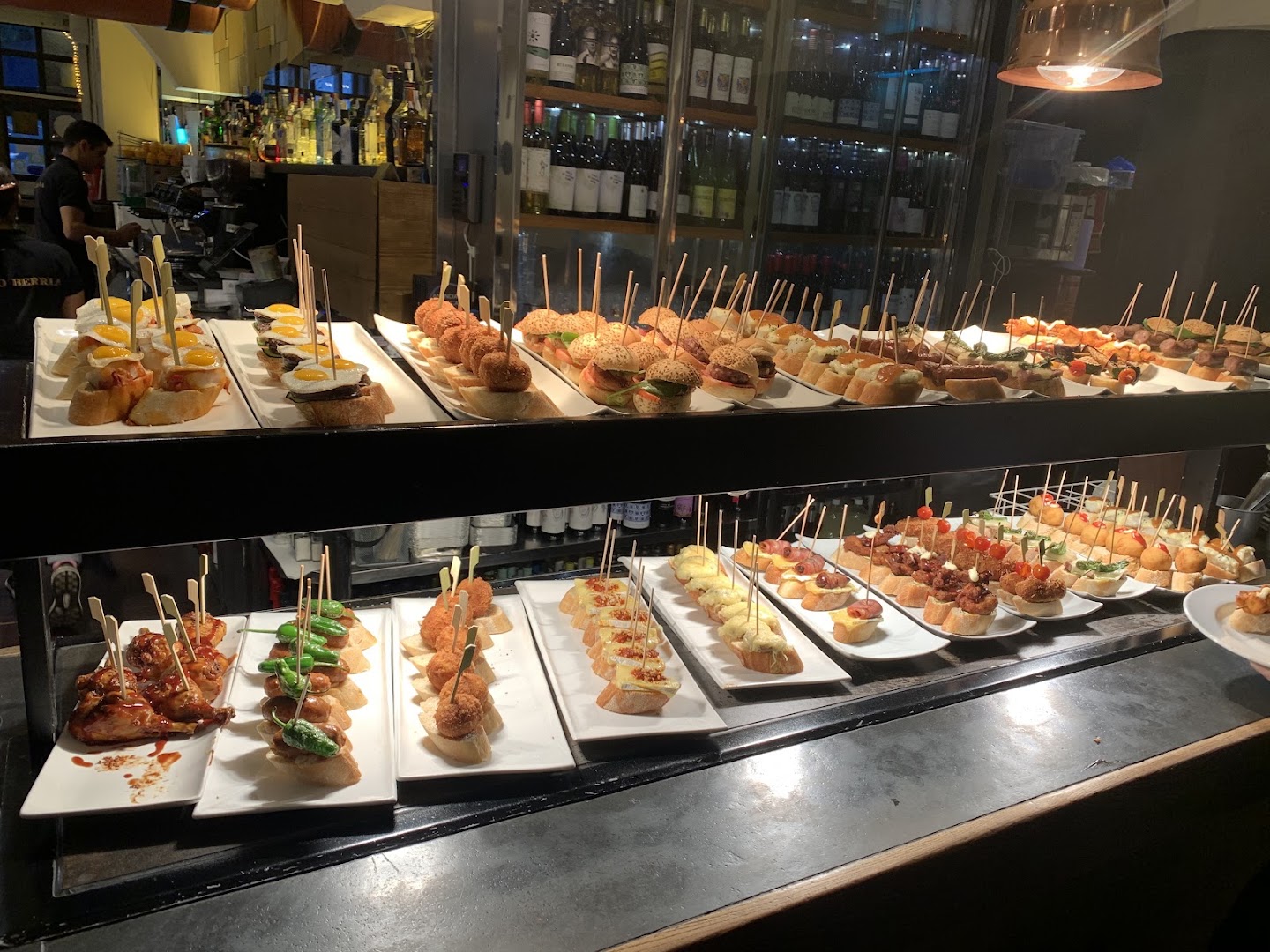 HAPPY BAR