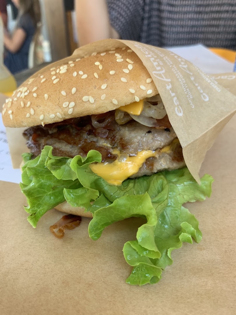 Happy Burger