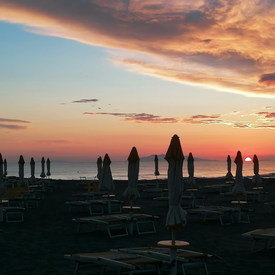 Happy Days Beach Tarquinia