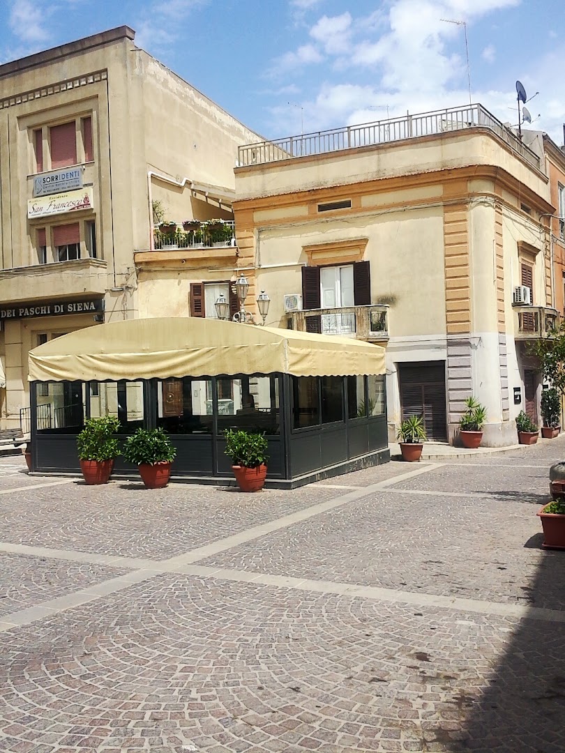 Happy Hour Café