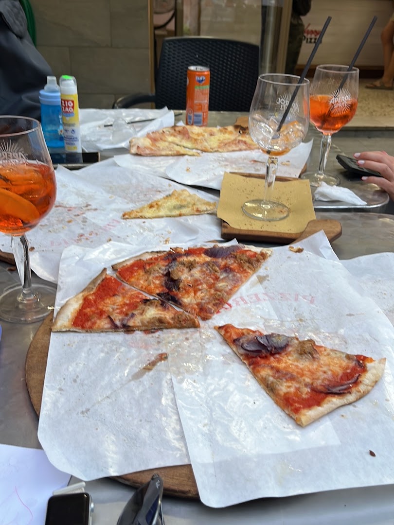 Happy Pizza