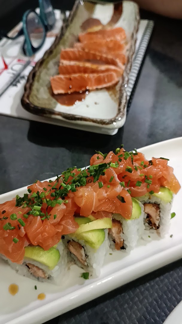 Happy Sushi Wok