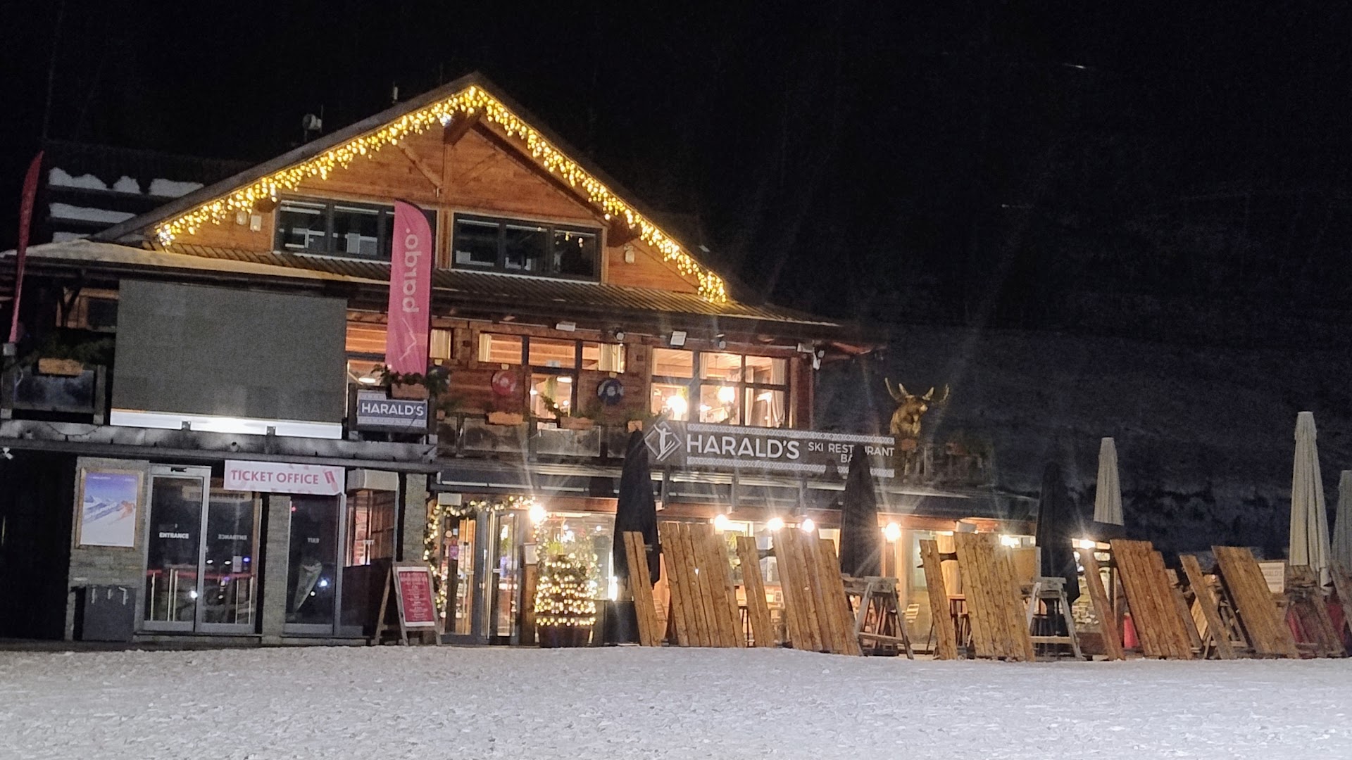Harald's Ski Restaurant Bar