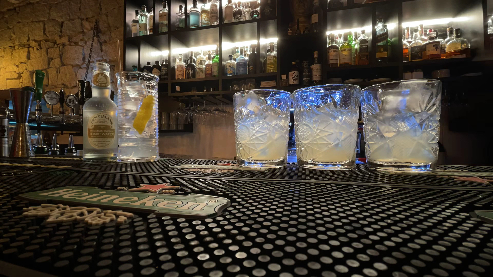 Harry's Cocktail Bar