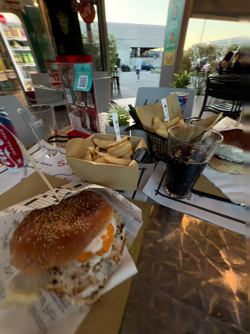 Hawaii Burger & Food