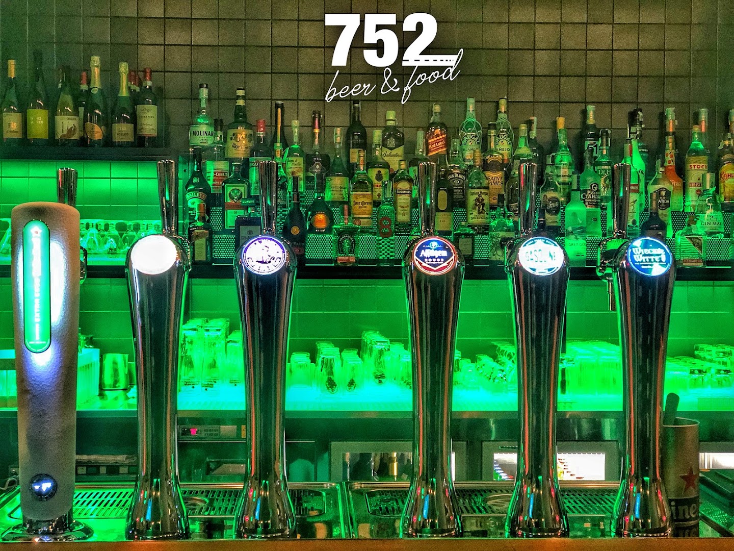 Heineken at 752 beer & food